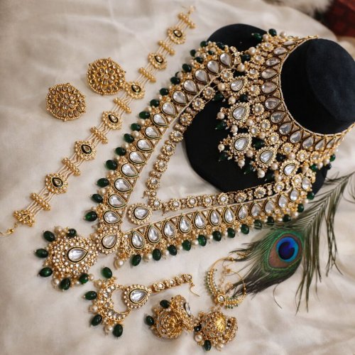 Golden Gold Artificial Jewellery Bridal Set