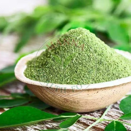 organic moringa leaf powder
