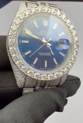 Fashionable Moissanite Watch