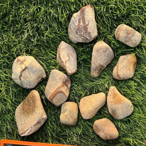 Bidasar Brown Pebble Stones