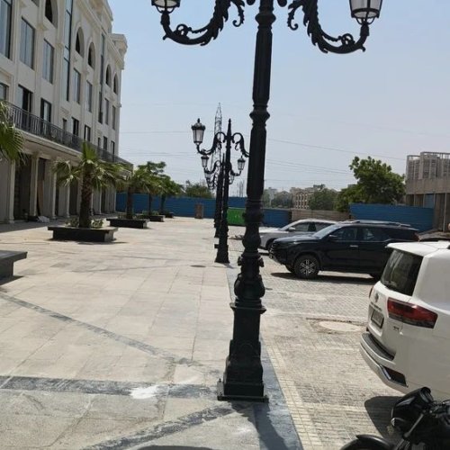 Traditional Cast Iron Lamp Post Pole
