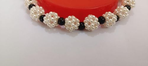 Black & White Beaded Pearl Necklace