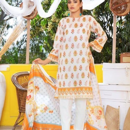 Ladies Cream Printed Kurti Pant Dupatta Set