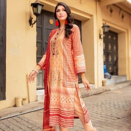 Ladies Peach Printed Kurti Pant Dupatta Set