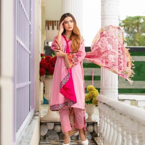 Ladies Pink Designer Kurti Pant Dupatta Suit Set