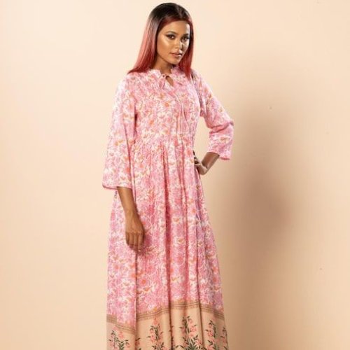 Ladies Pink Printed Casual Wear Maxi Dress