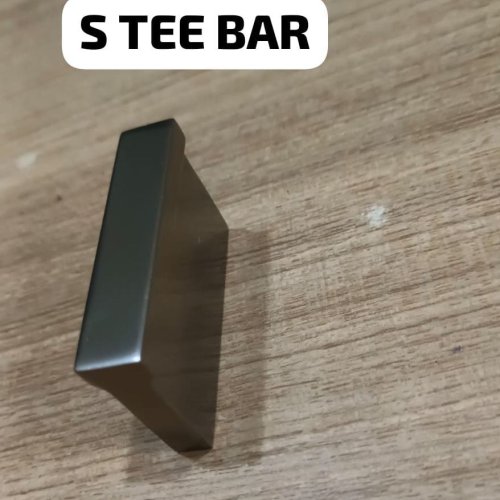 S Tee Bar Designer Cabinet Knob