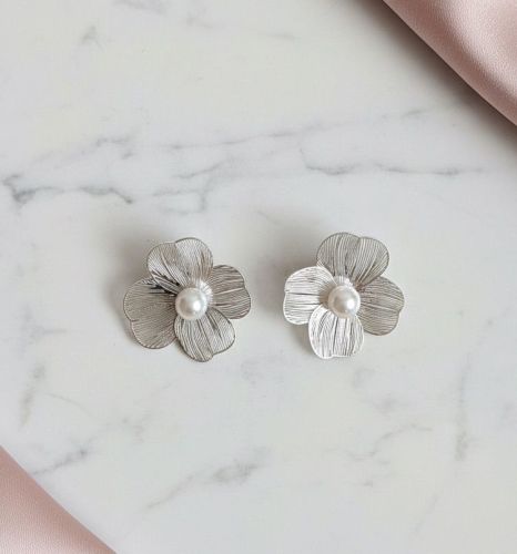Silver Toned Floral Stud Earrings with Pearl