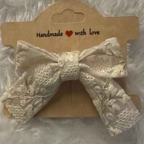 Knotted Bow Clip