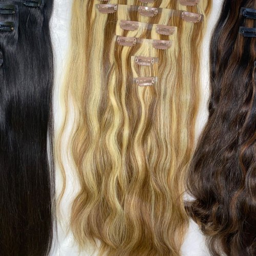 7 Piece Clip-In Hair Extensions Set