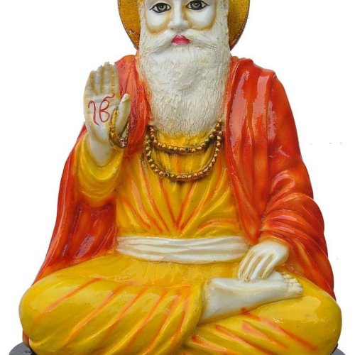 Guru Nanak Dev Ji Sitting Blessing Idol Statue