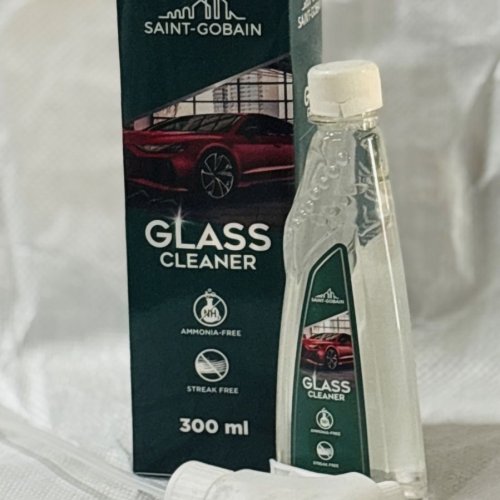 Saint Gobain Car Glass Cleaner