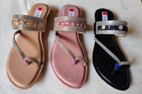 Women Metallic Finish Slipper