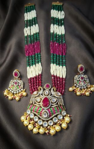 Traditional Jadau Kundan Necklace Set