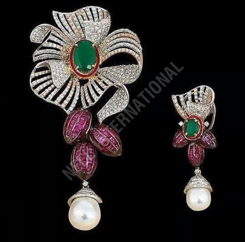 Solitaire Diamond Ear Top