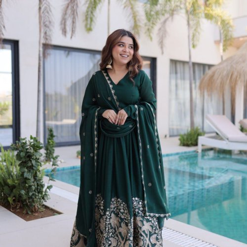 Designer Rangoli Crush Gown Dupatta Set