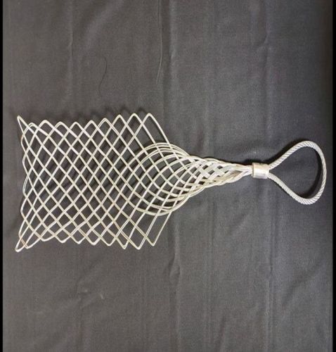 Lace Up Cable Pulling Grip