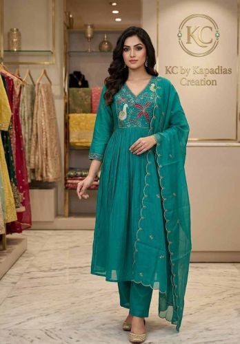 Premium Mul Chanderi Party Wear Kurta Set