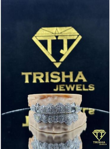 925 Sterling Silver VVS Moissanite Diamond Hip Hop Trendy Iced Out Teeth Men Grillz