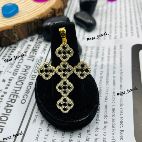 Iced Out Cross 925 Sterling Silver VVS Moissanite Diamond Pendant