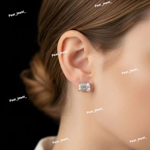 Minimal Emerald VVS Moissanite 925 Silver Stud Earrings