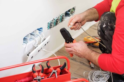 Electrical Maintenance Service