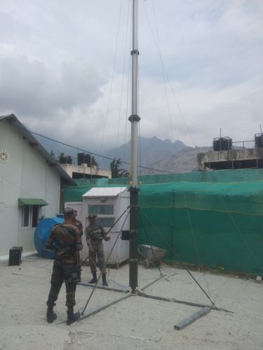 12mtr. Pneumatic Telescopic Masts 200kg Payload
