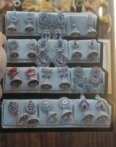 12 Pair Earring Organizer Box with Earrings