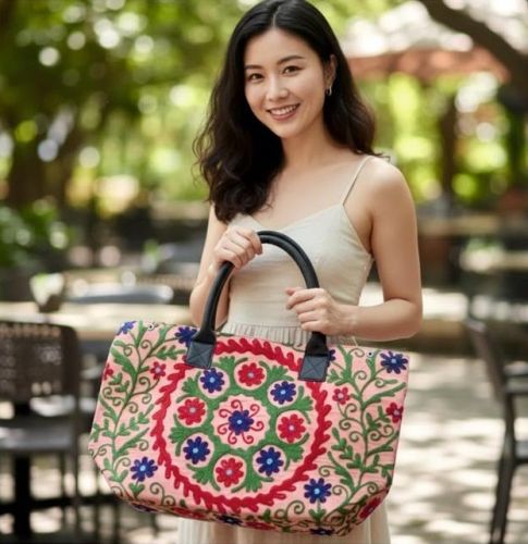 Women&Rsquo;S Handmade Embroidered Tote Bag
