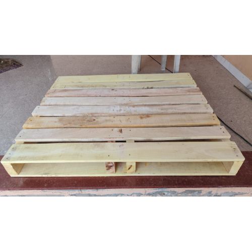 Rectangular Hardwood Wooden Pallet