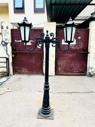 Heritage Light Pole