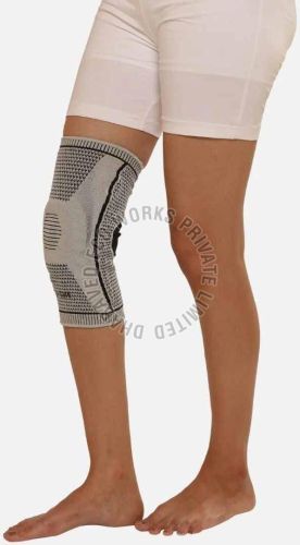 Compression Knee Support with Gel Pad