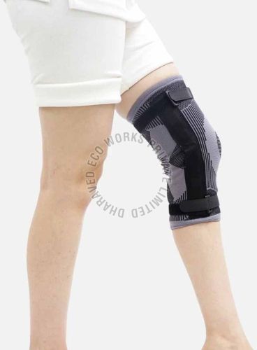Knee Sleeve with Rigid Hinge
