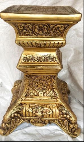 Handcrafted Antique Brass Pedestal Stand