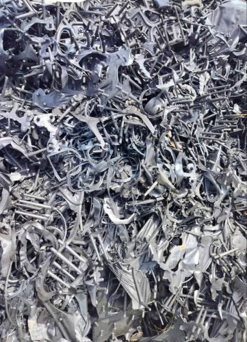Shredded Rubber Tube Scrap