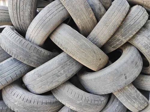 Used Four Wheeler Tyre