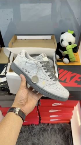 Nike SB Dunk Low \