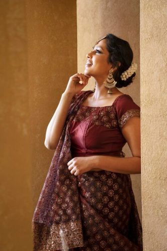 Ladies Maroon Floral Zari Work Festive Wear Silk Saree