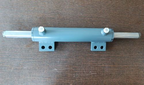 Yuvo 415 Hydraulic Power Steering Cylinder
