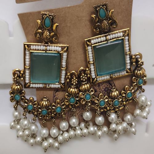 Trendy Necklace Set