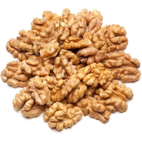 Quarter Walnut Kernels