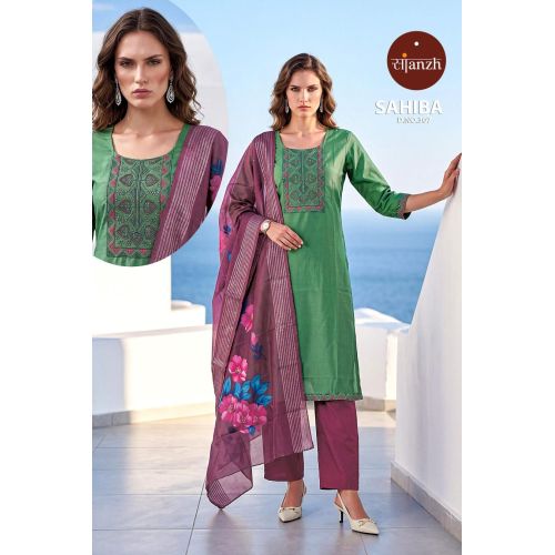 Elegant Embroidered Kurti Set