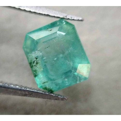 Green Colombian Emerald Stone