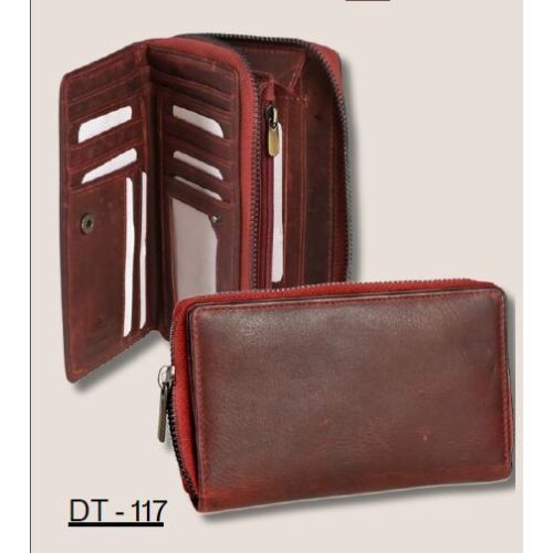 15.5 Cm X 9.5 Cm Leather Women Clutch