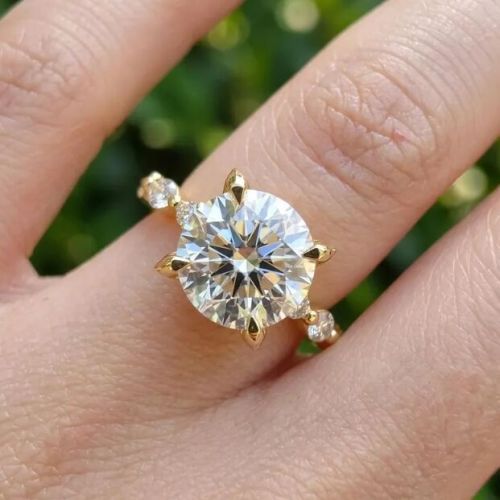 4 CT Round Cut E VVS2/VS1 IGI Certified Lab Grown Diamond Engagement Ring