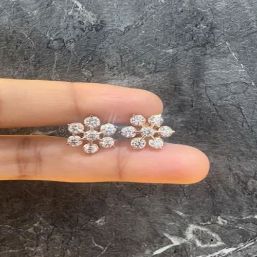 7 Stone Diamond Studded Earring
