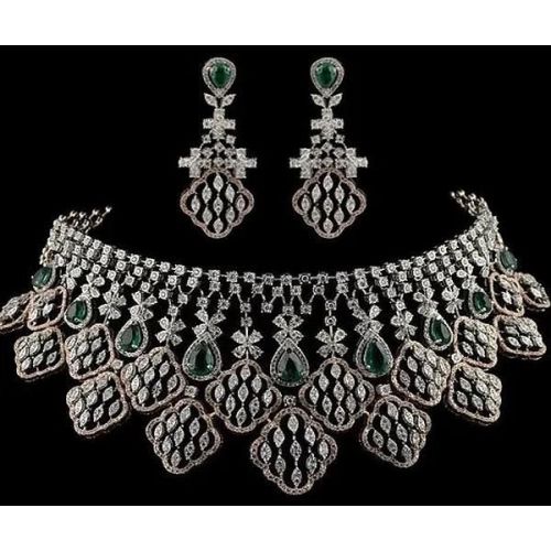 Stylish Diamond Choker Necklace Set