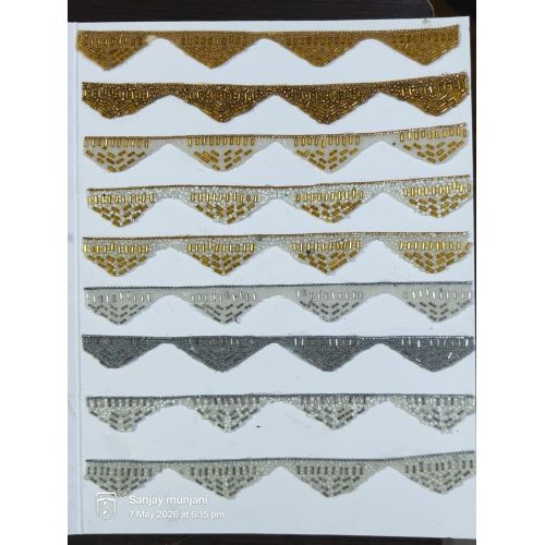 Tradition Triangle Lace