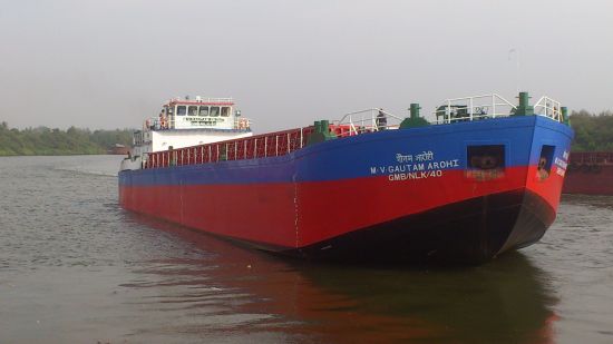 Self Propelled Barge