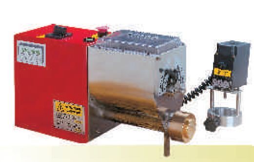 Pasta Making Machine 02